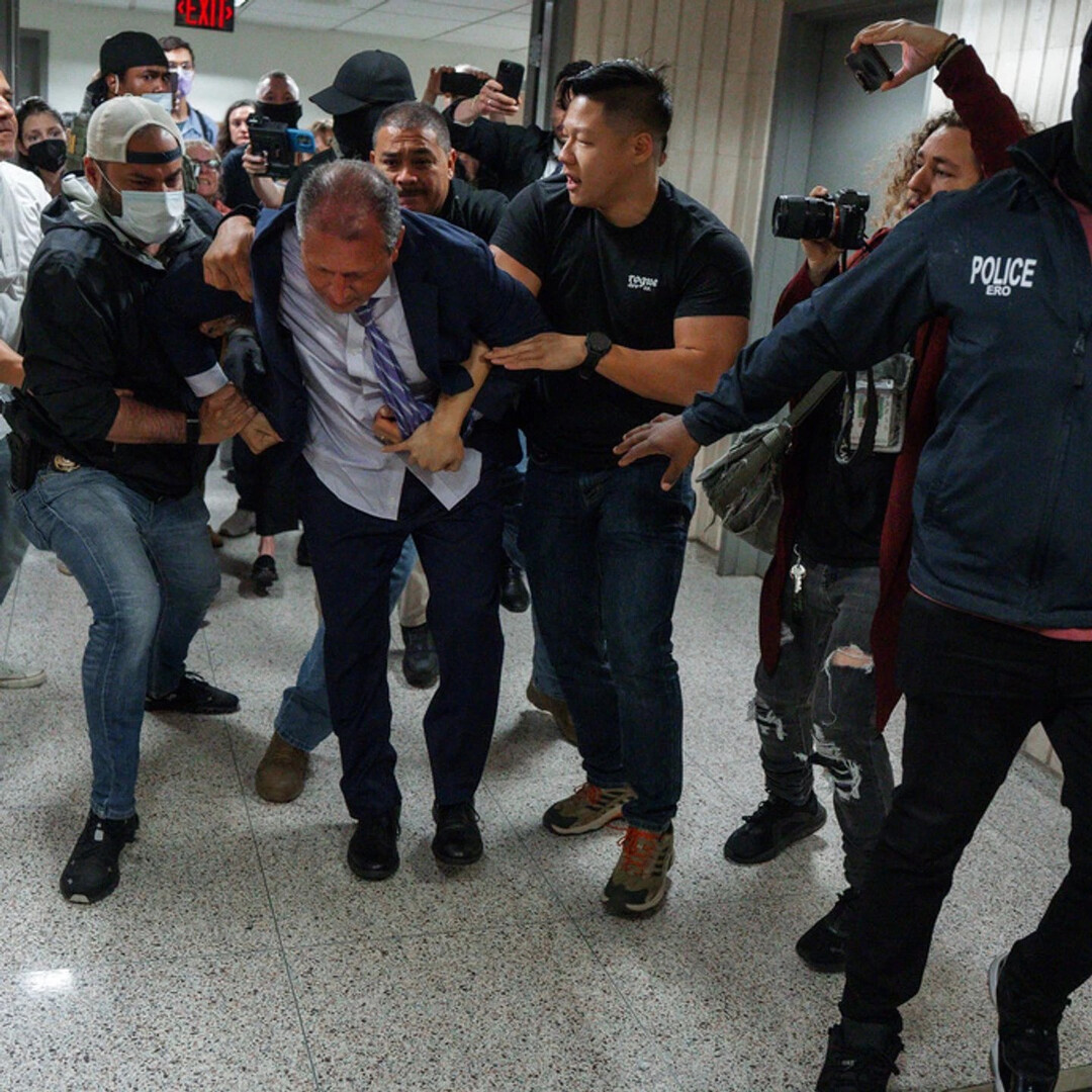 NYC Democrats Push &...