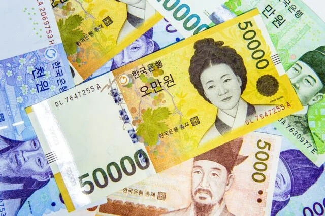 Won-Dollar Exchange ...