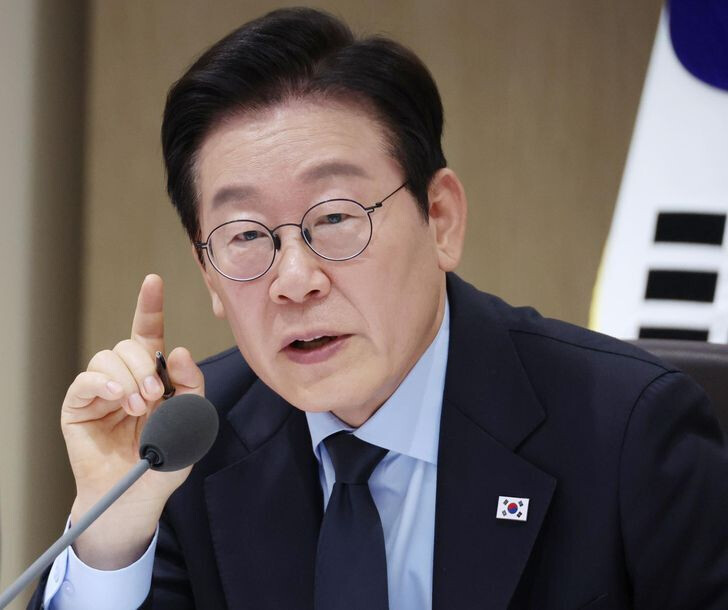 President Lee Assure...
