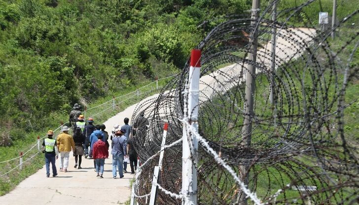 From a Symbol of Security to a Space for Healing... Walking Paju's Veiled 'Re:DMZ' Forest