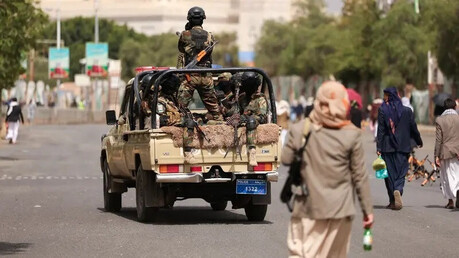 "Saudi-Yemeni government forces prepare for major Houthi offensive… up to 100,000 troops to be mobilized"
