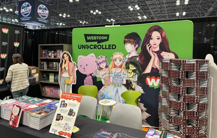 Korean Webtoon Captivates New York: Author's Signing Session Extends to Three Hours