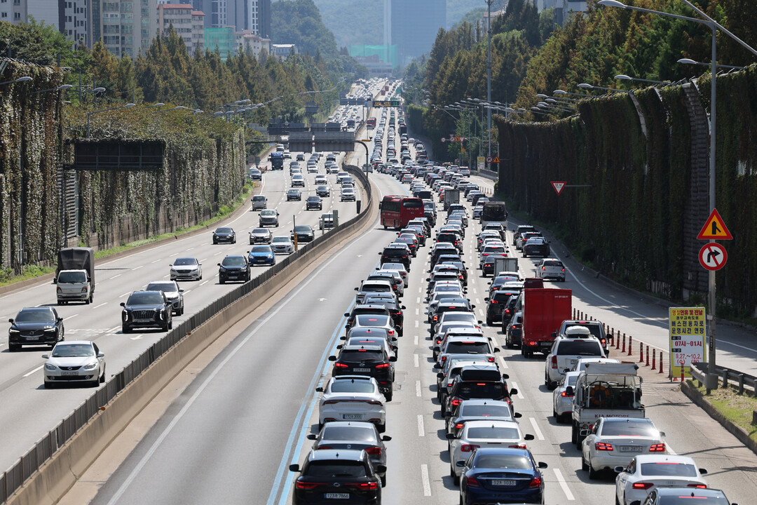 “Use the Annual 1 Trillion Won Traffic Fines for Traffic Safety”