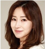 Min Gyu Mi Reporter